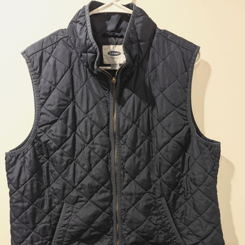 Old Navy Lightweight Quilted Vest   3 for $20